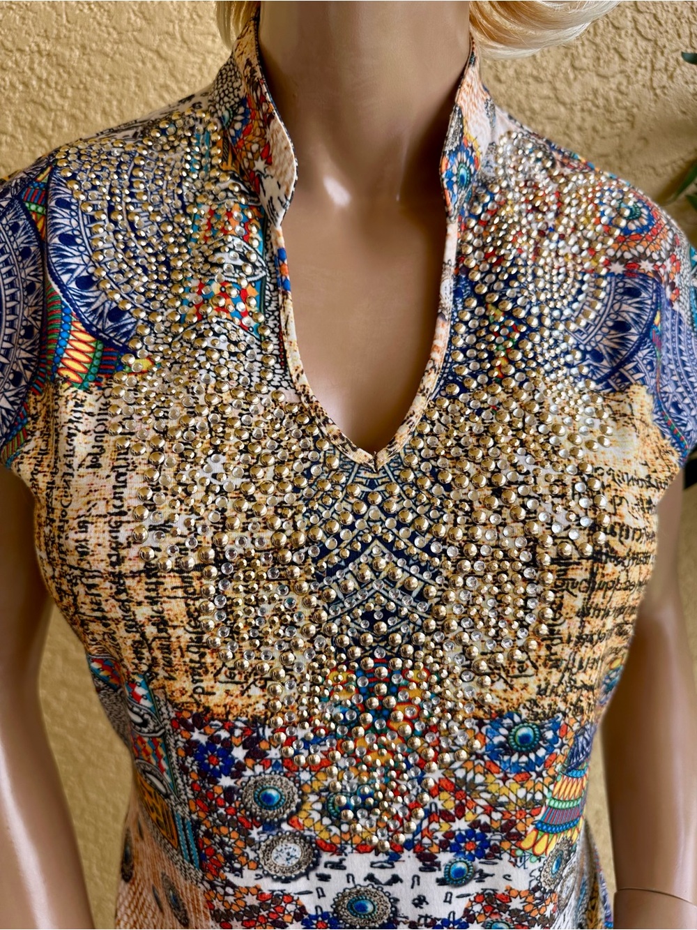 V Christina gem embellished colorful tunic top - Picture 3 of 9